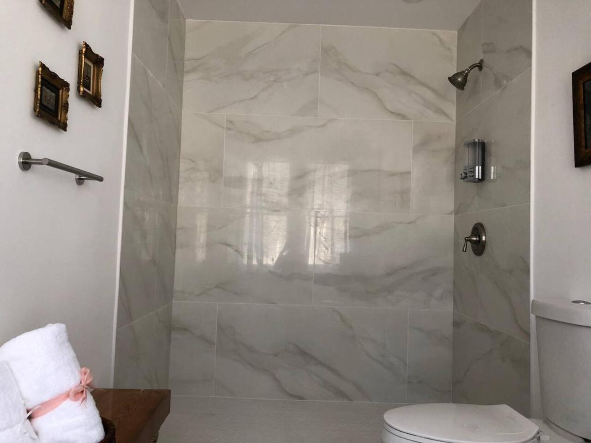 Private Suite Mins From Mia Free Parking Miami Luaran gambar